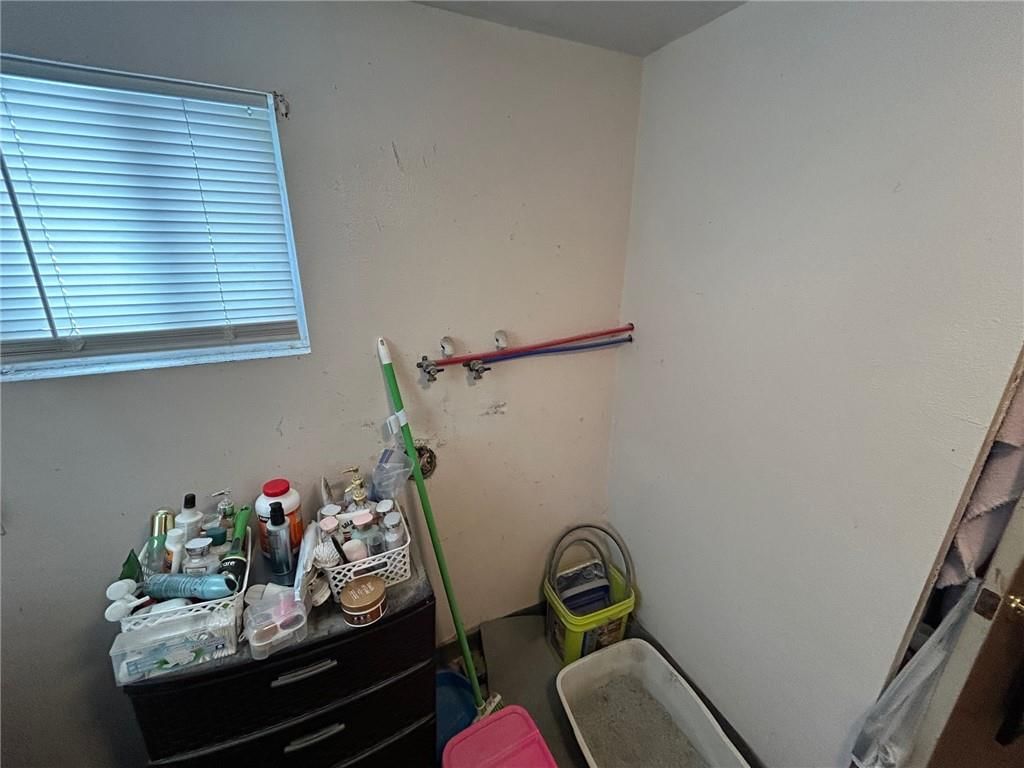 15918 & 15922 E Truman Road — photo 10