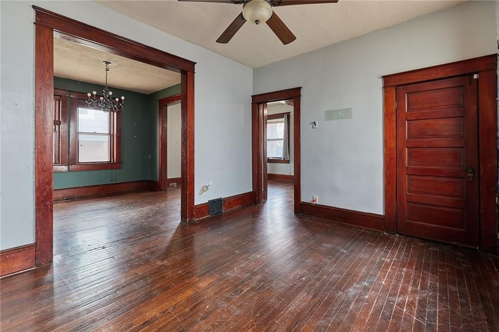 3129 Central Street — photo 10