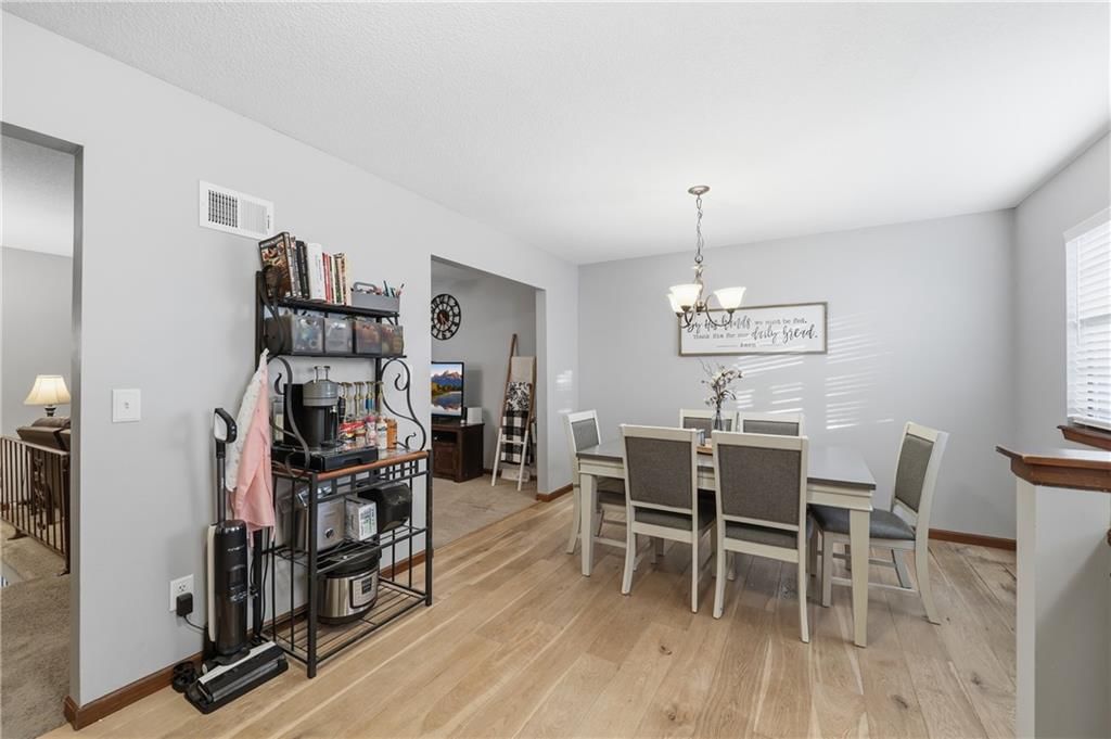 2608 NW Pembroke Court — photo 8