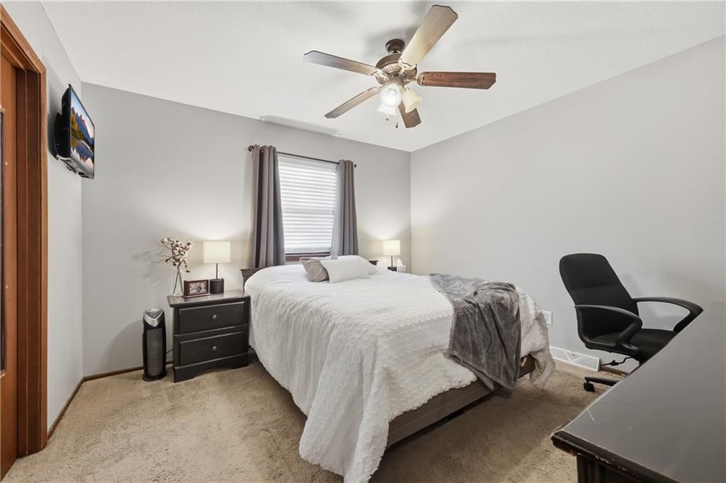 2608 NW Pembroke Court — photo 9