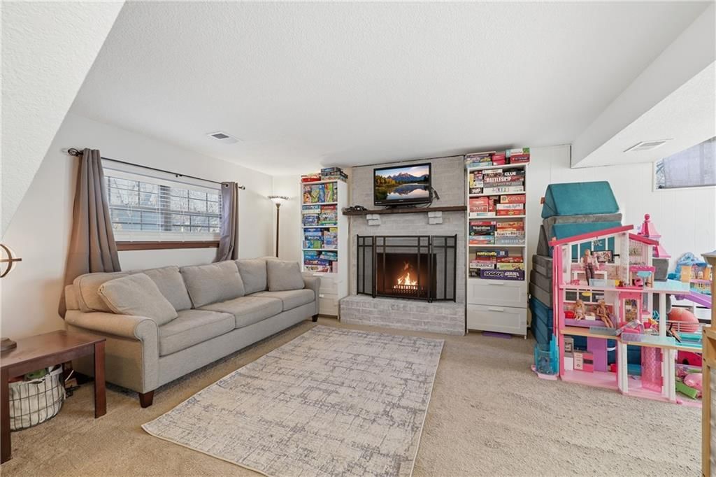 2608 NW Pembroke Court — photo 16