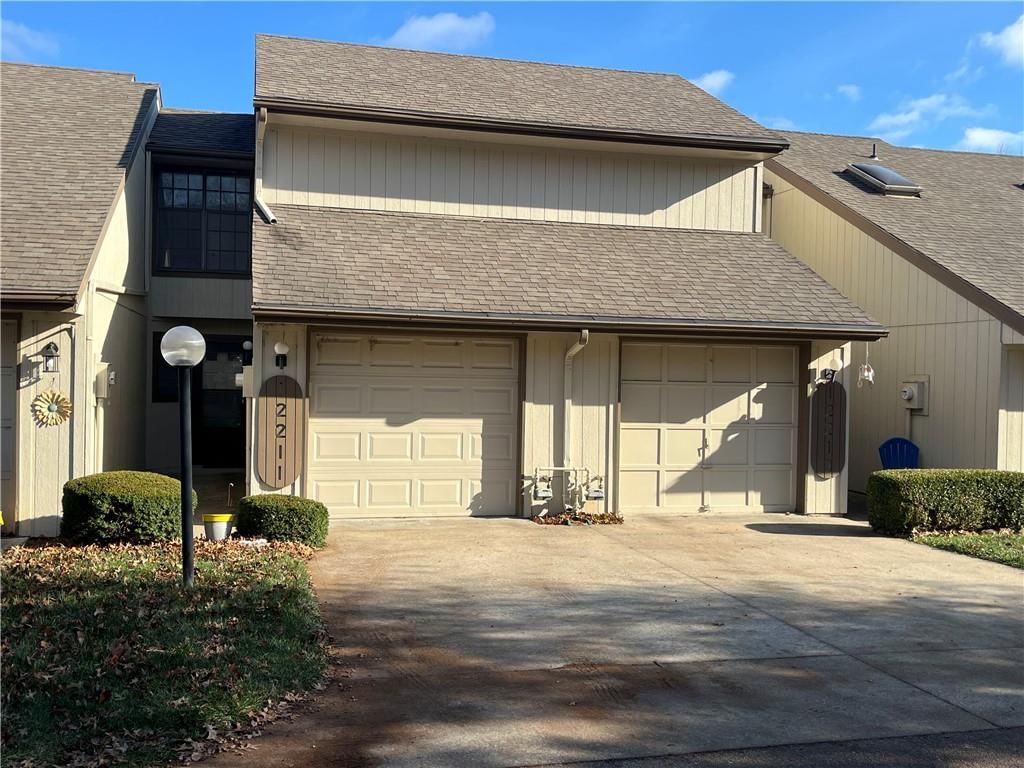12211 Holmes Lane, Kansas City, MO