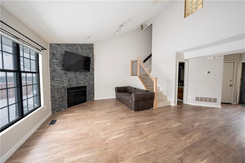 12211 Holmes Lane — photo 8