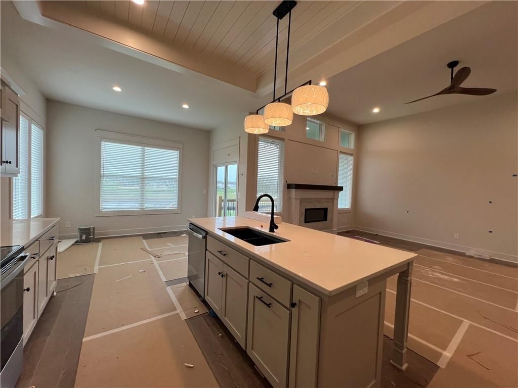 16928 S Brentwood Street — photo 5