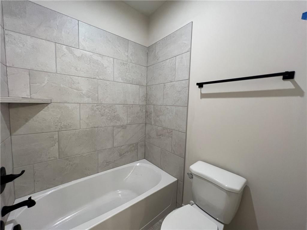 16928 S Brentwood Street — photo 31