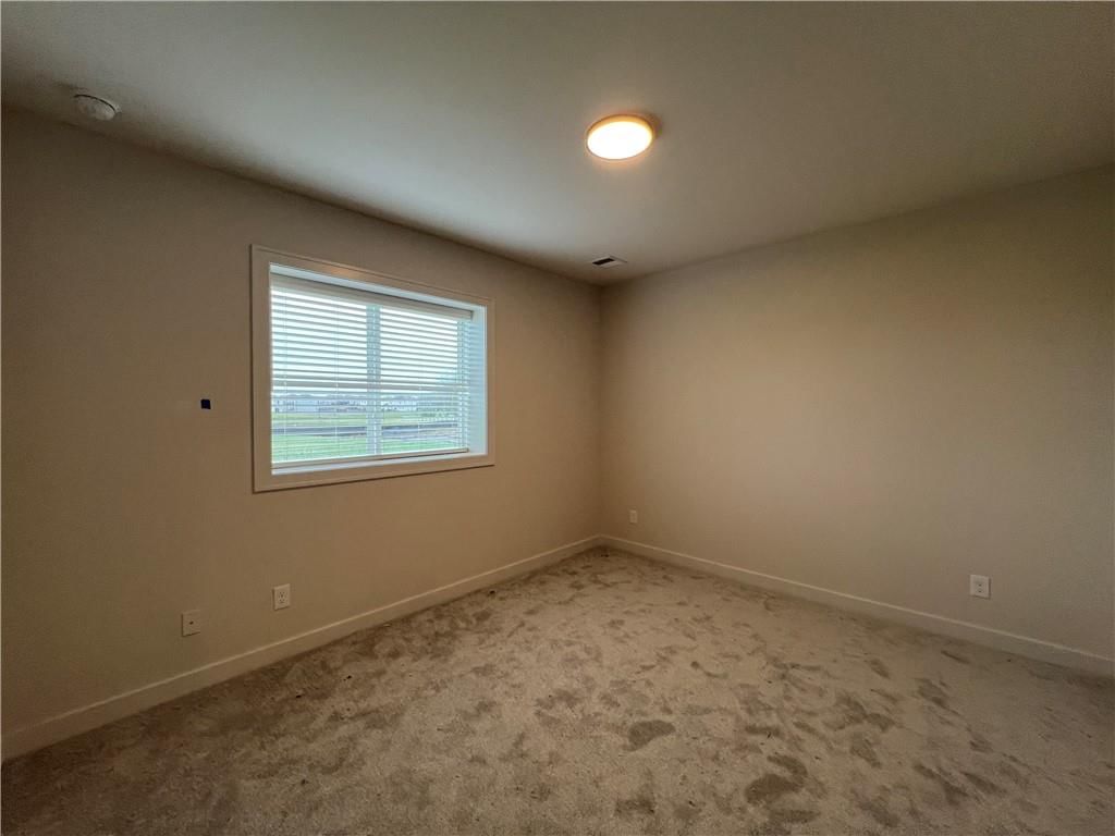 16928 S Brentwood Street — photo 35