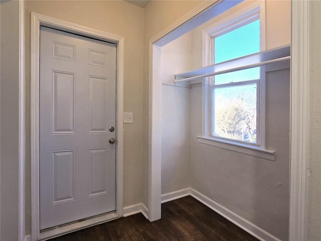129 Brooklyn Avenue — photo 3