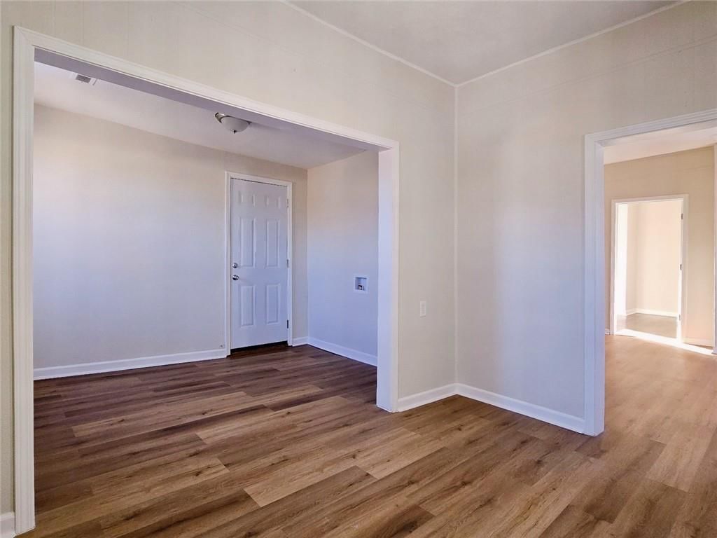 129 Brooklyn Avenue — photo 20