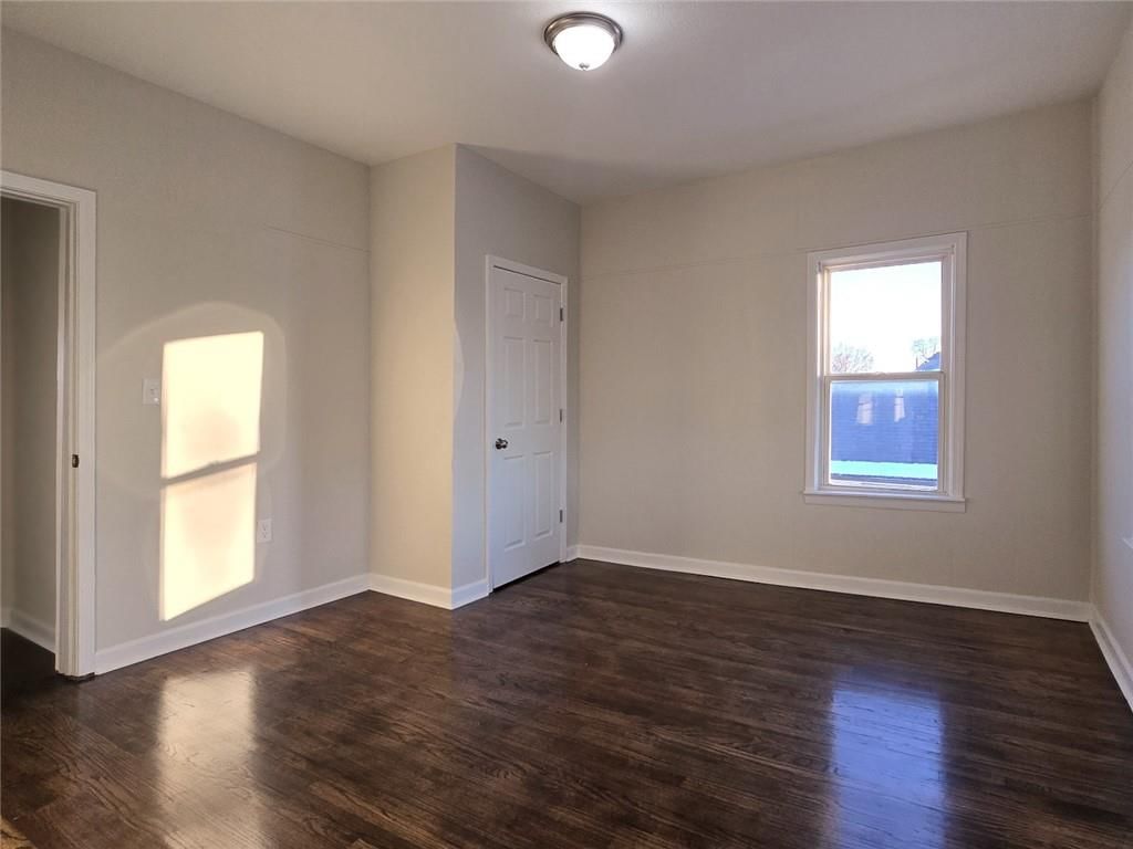 129 Brooklyn Avenue — photo 22