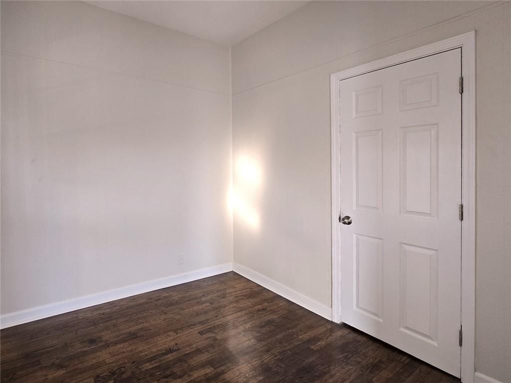 129 Brooklyn Avenue — photo 24