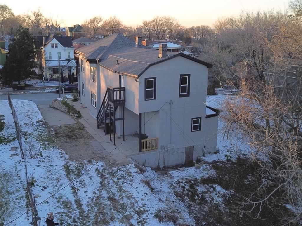 129 Brooklyn Avenue — photo 38