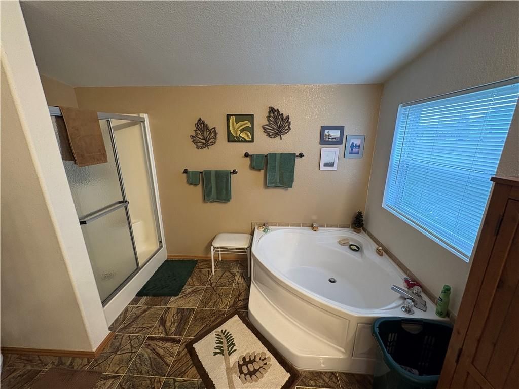 907 NE Cherry Court — photo 21
