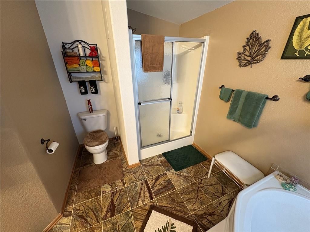 907 NE Cherry Court — photo 22