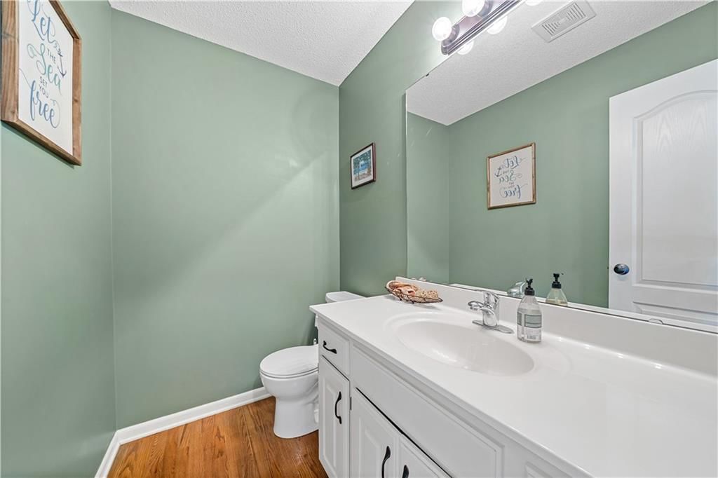 9711 N Donnelly Avenue — photo 14