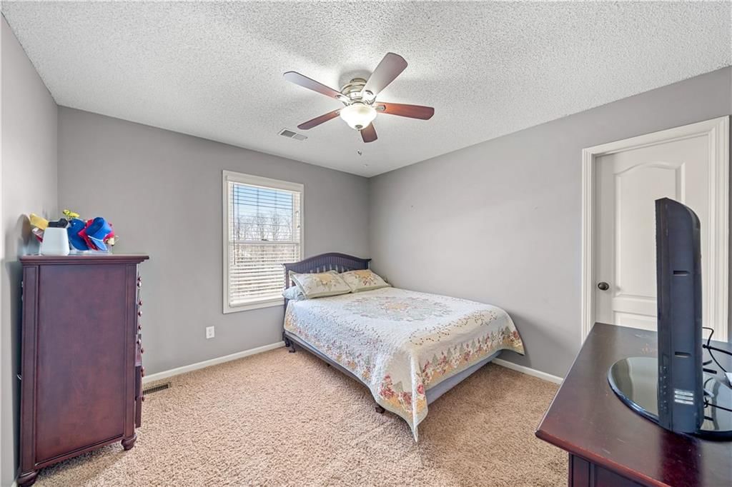 9711 N Donnelly Avenue — photo 21