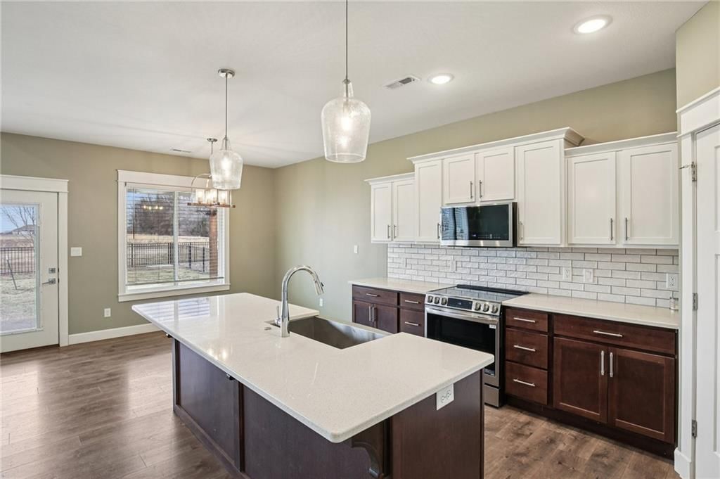 1219 W Adam Court — photo 11