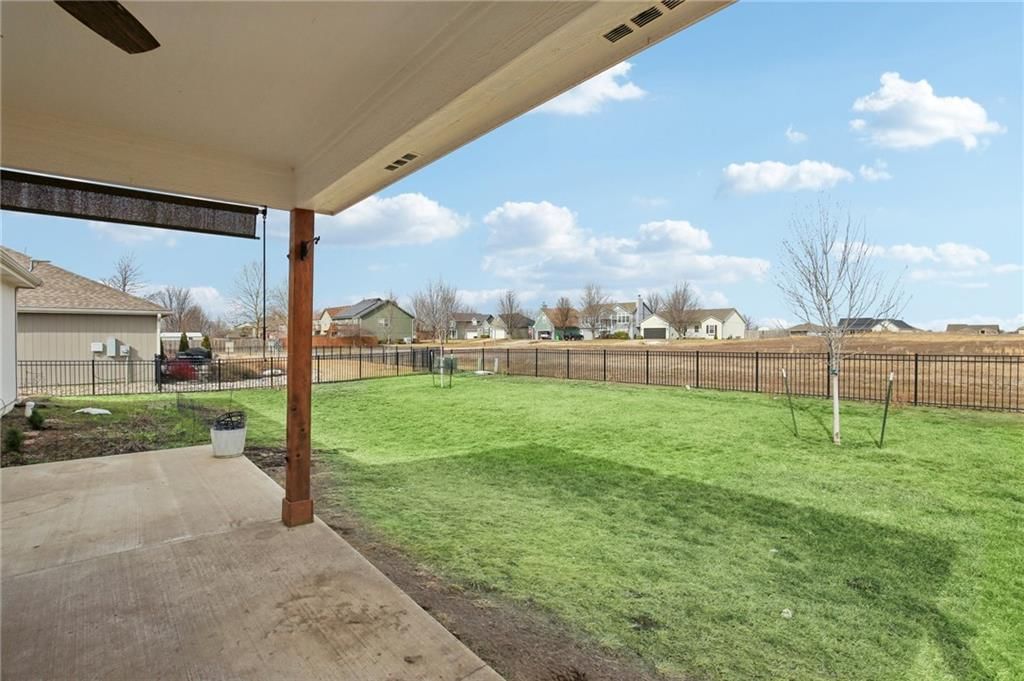 1219 W Adam Court — photo 27