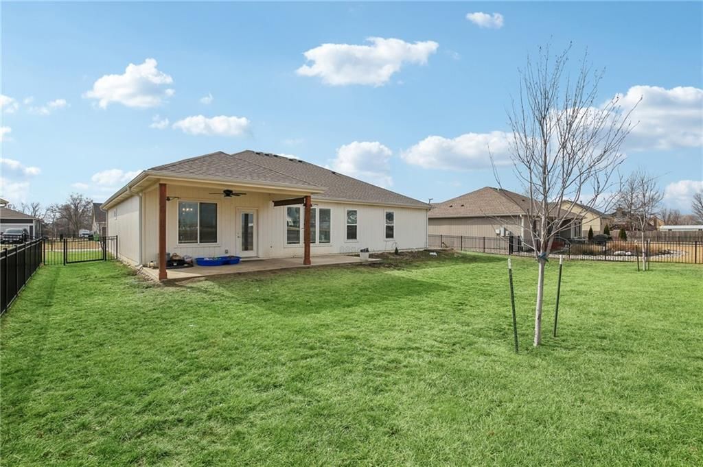 1219 W Adam Court — photo 28