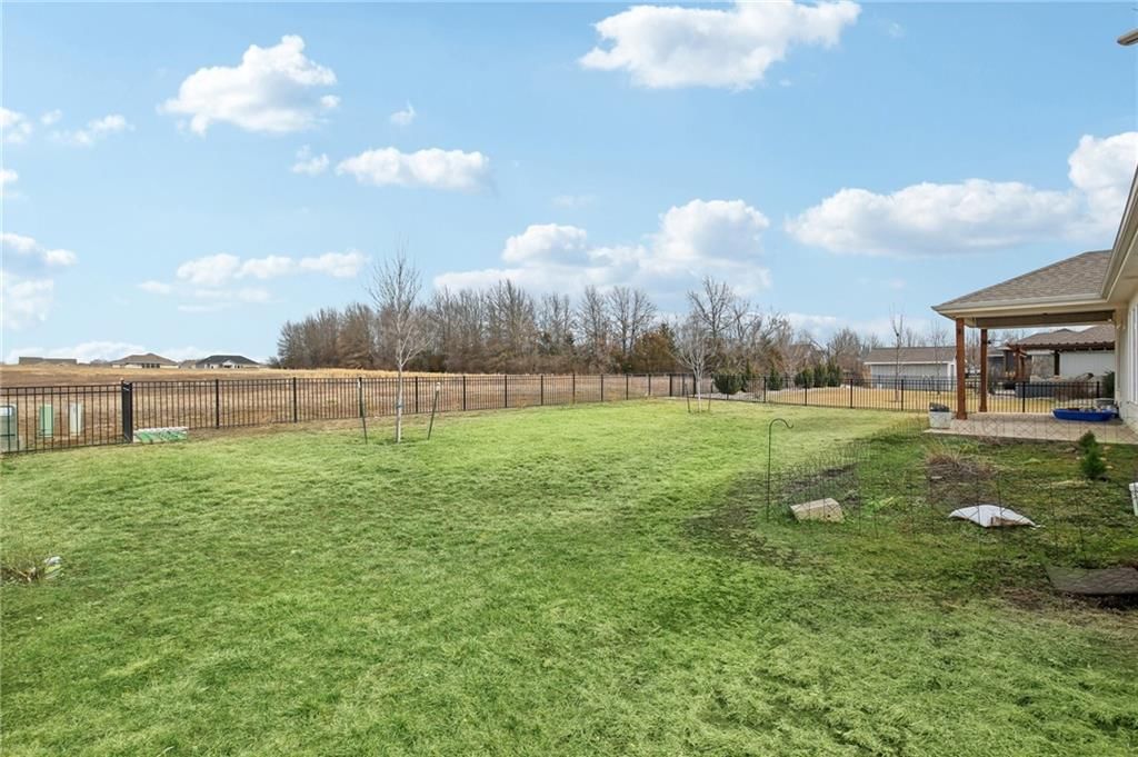1219 W Adam Court — photo 30