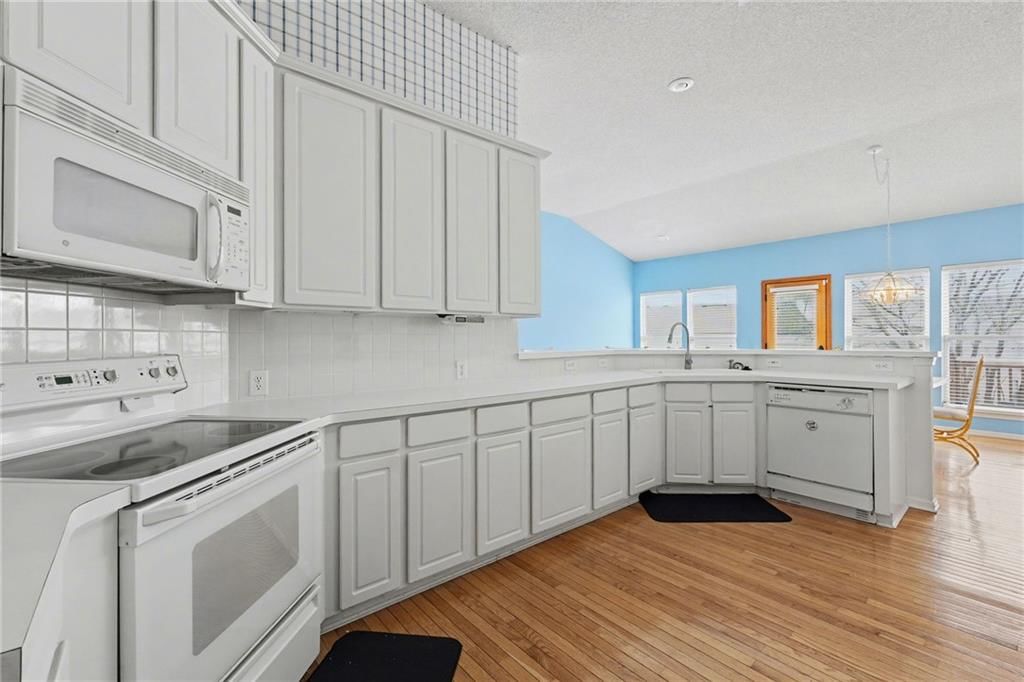 9205 N Campbell Court — photo 9