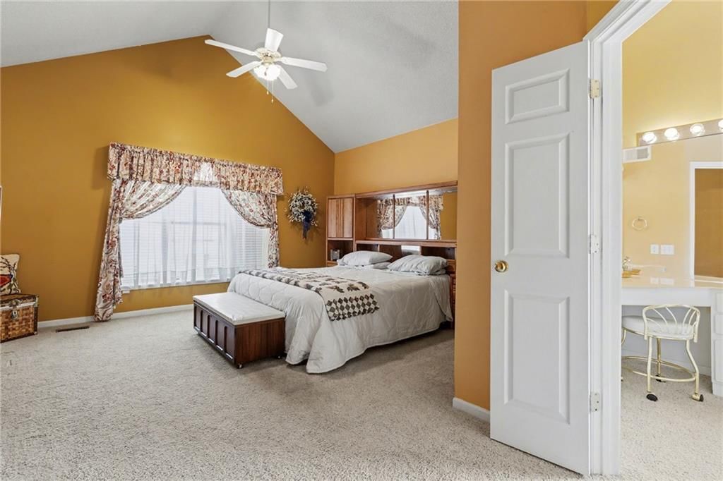 9205 N Campbell Court — photo 16