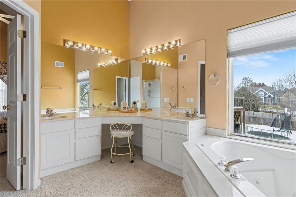 9205 N Campbell Court — photo 20