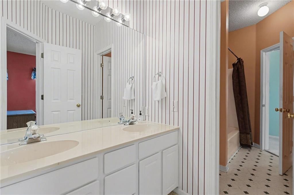 9205 N Campbell Court — photo 25