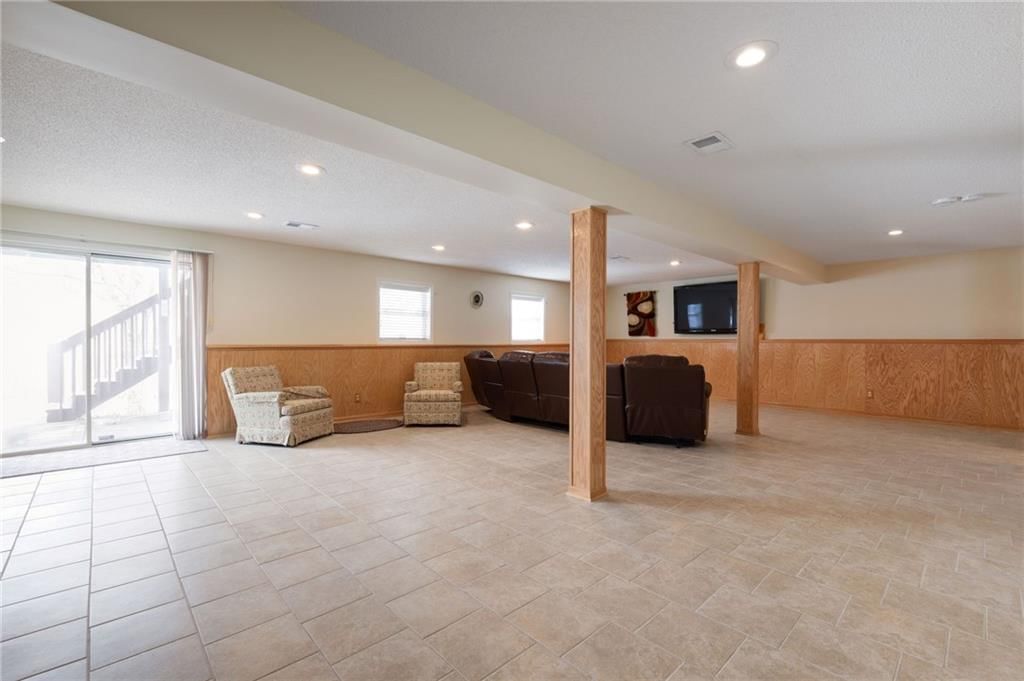 9205 N Campbell Court — photo 28