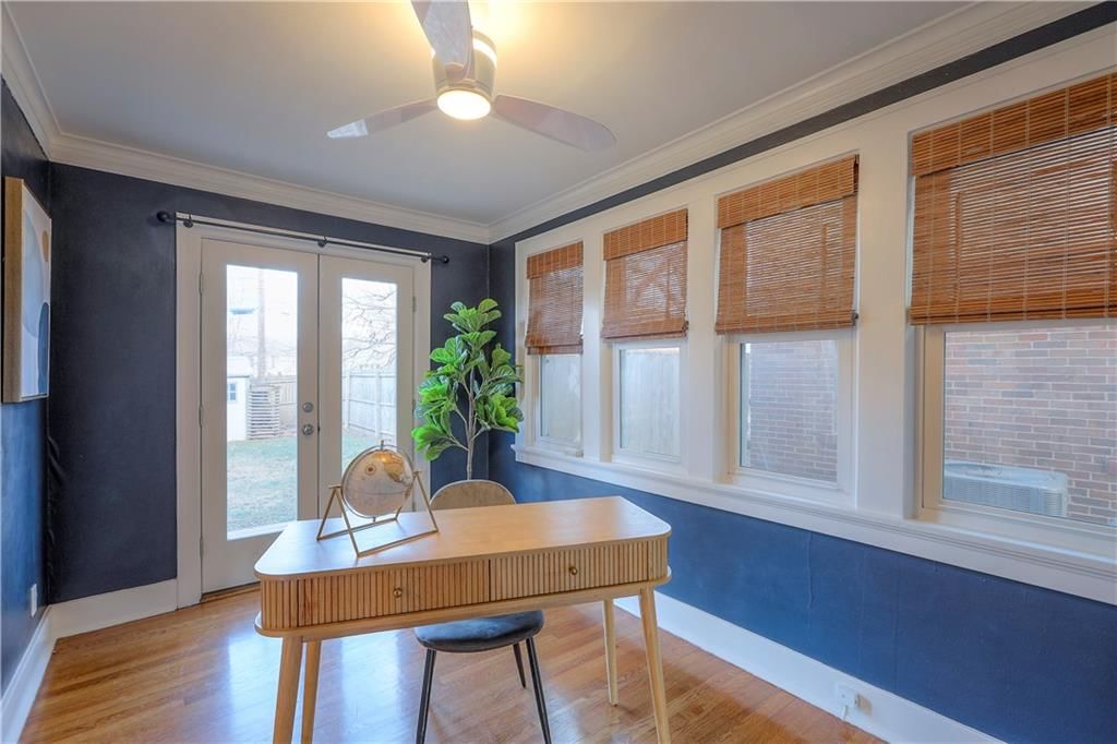 100 E 68th Terrace — photo 12