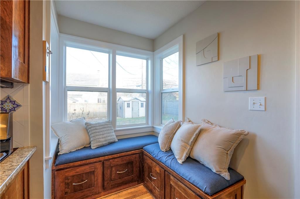 100 E 68th Terrace — photo 19