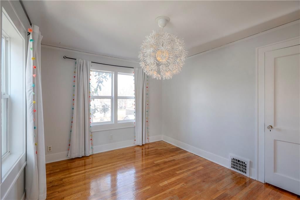 100 E 68th Terrace — photo 29