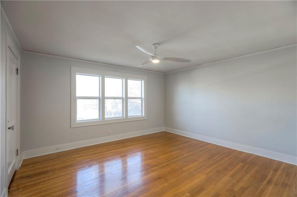 100 E 68th Terrace — photo 34