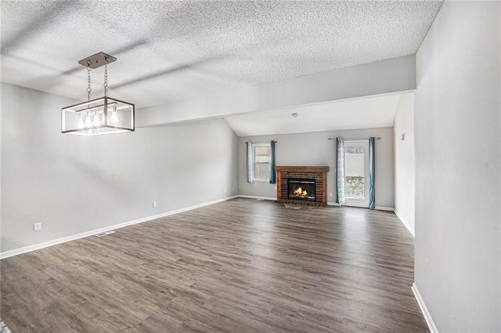 7123 N Brooklyn Avenue — photo 9