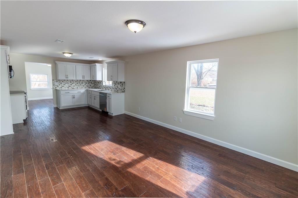 502 Whitney Avenue — photo 6