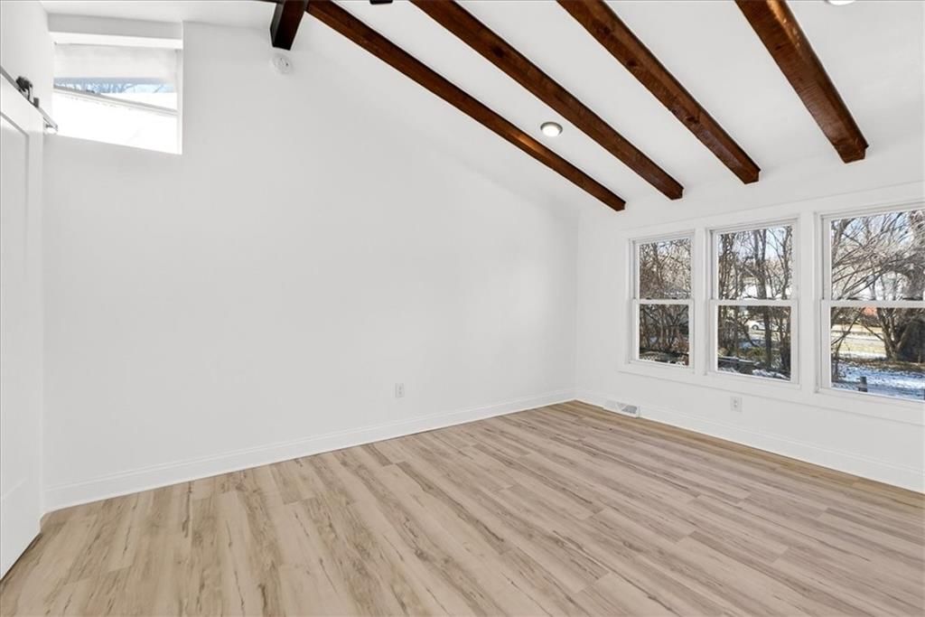 2709 E 25th Street — photo 15