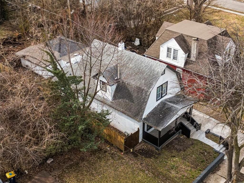 2709 E 25th Street — photo 36