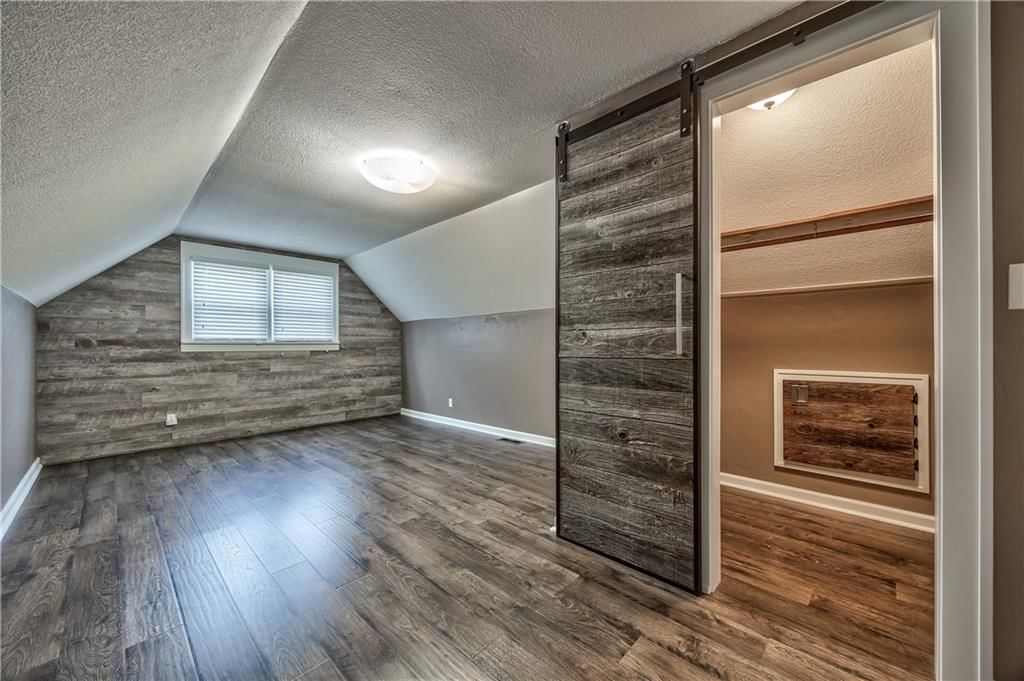 1409 E Oxford Place — photo 20