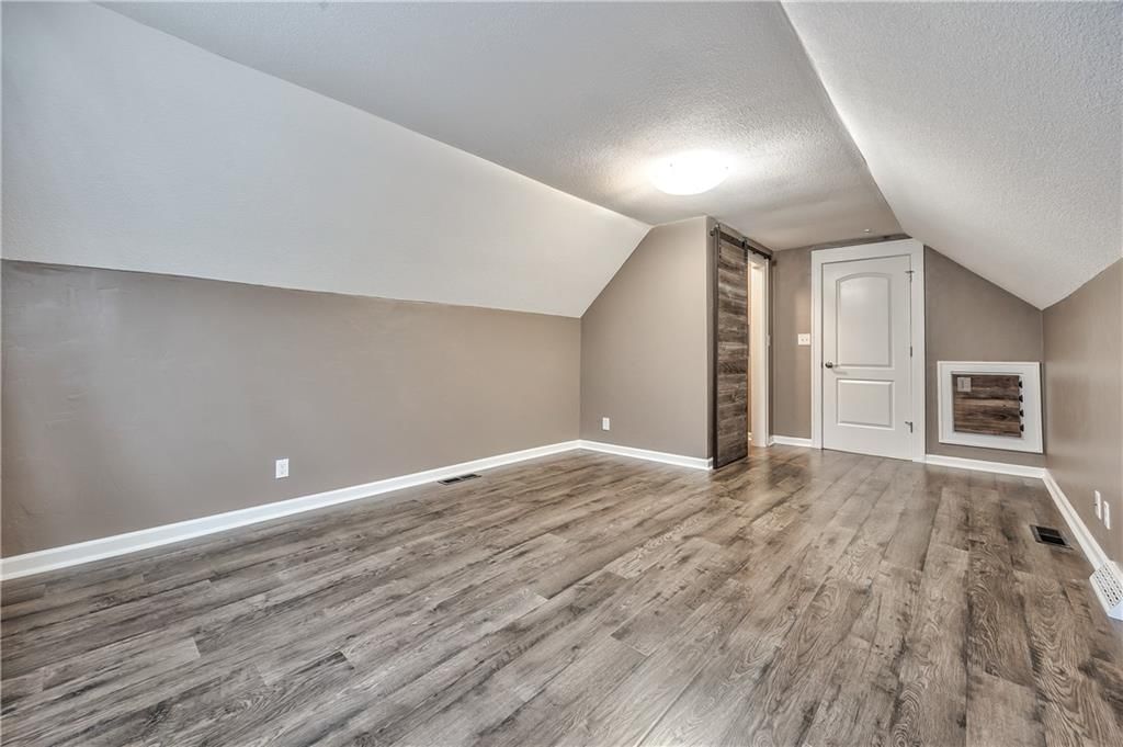 1409 E Oxford Place — photo 21