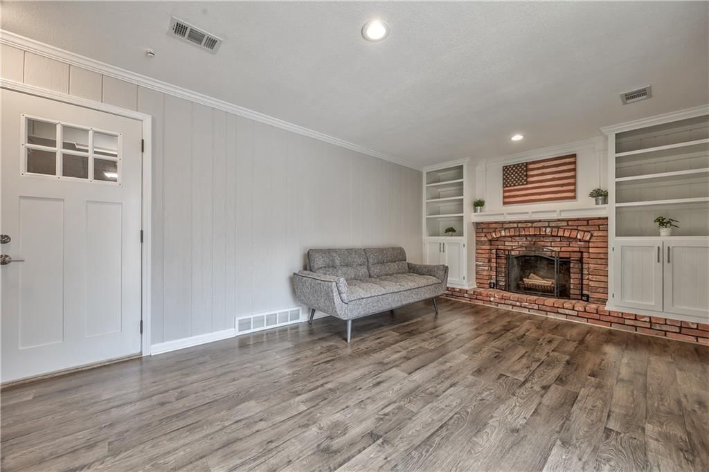 1409 E Oxford Place — photo 24