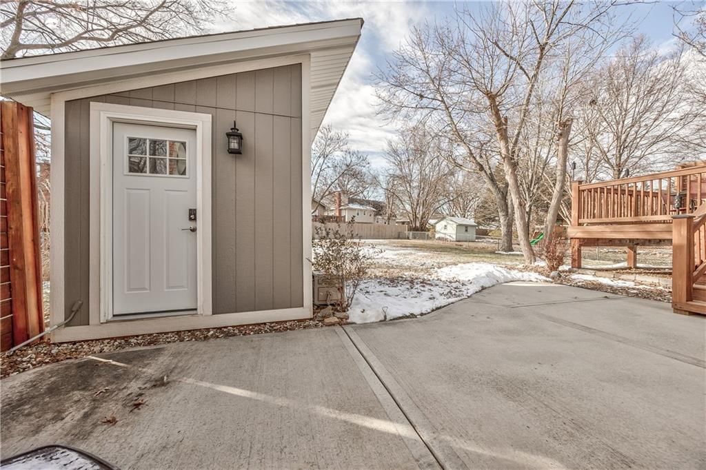 1409 E Oxford Place — photo 28