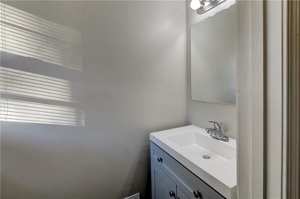 9916 Blue Ridge Boulevard — photo 34