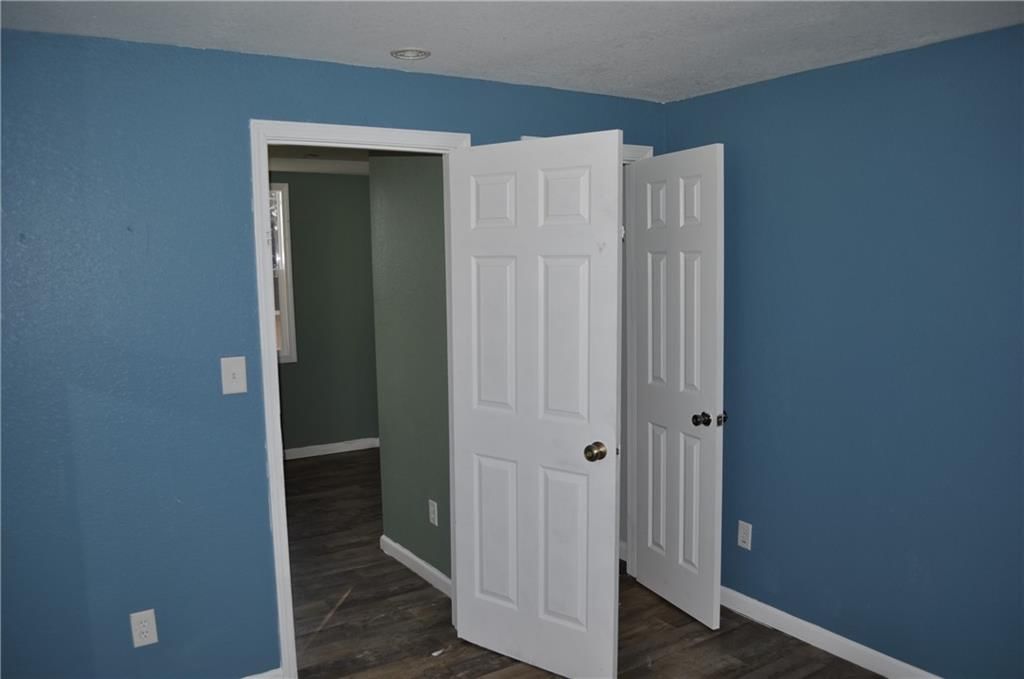 2405 S 18th Street — photo 36