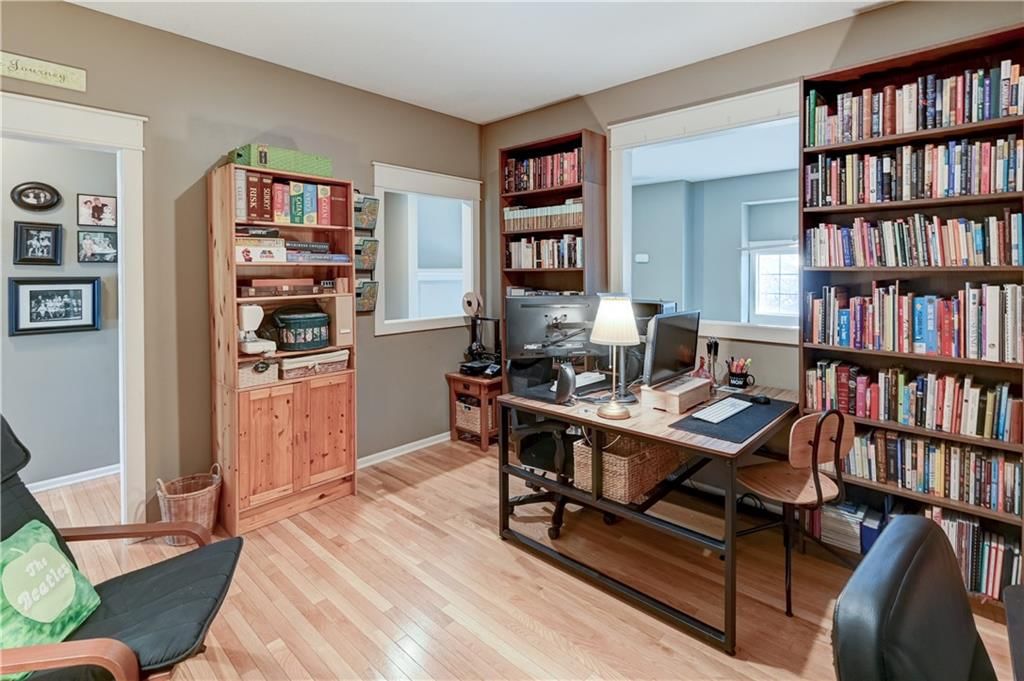 3002 Howell Street — photo 13