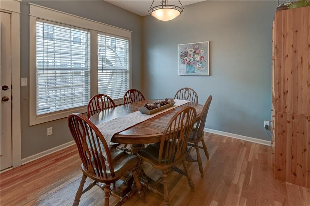 3002 Howell Street — photo 19