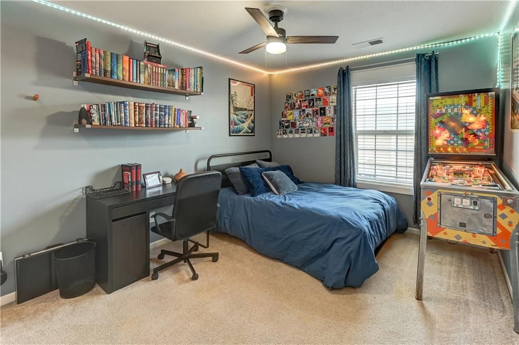 3002 Howell Street — photo 35