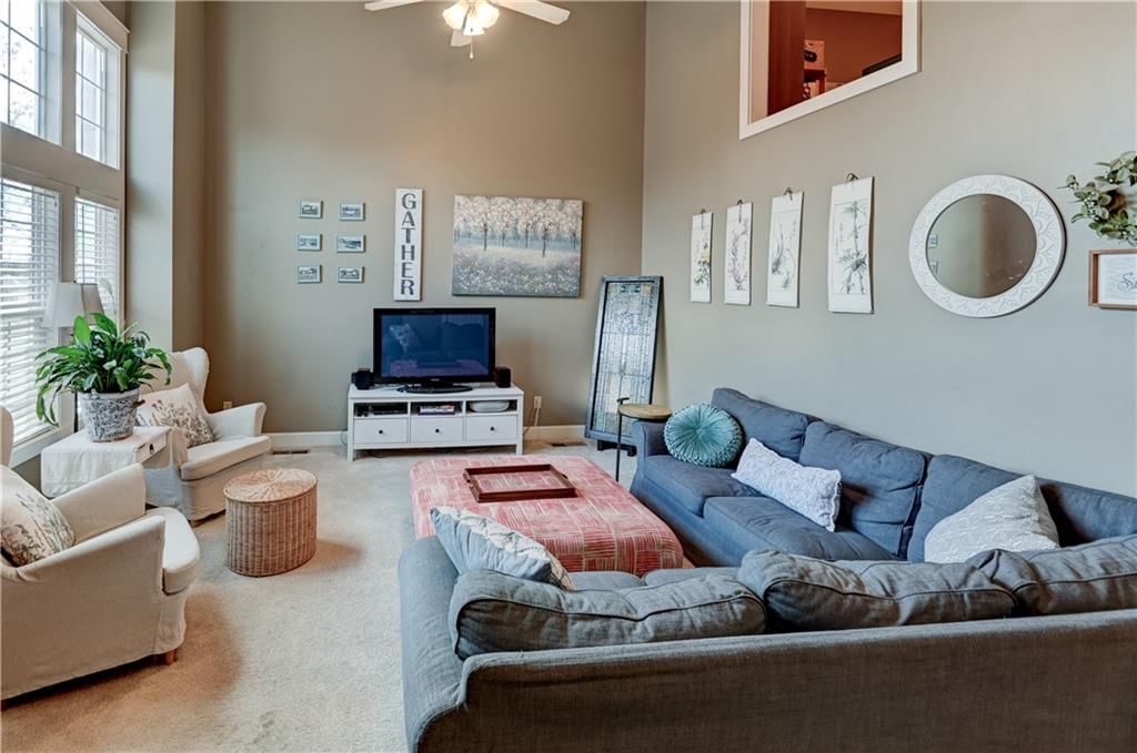 3002 Howell Street — photo 45