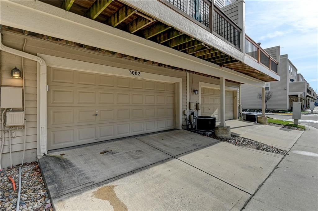 3002 Howell Street — photo 57