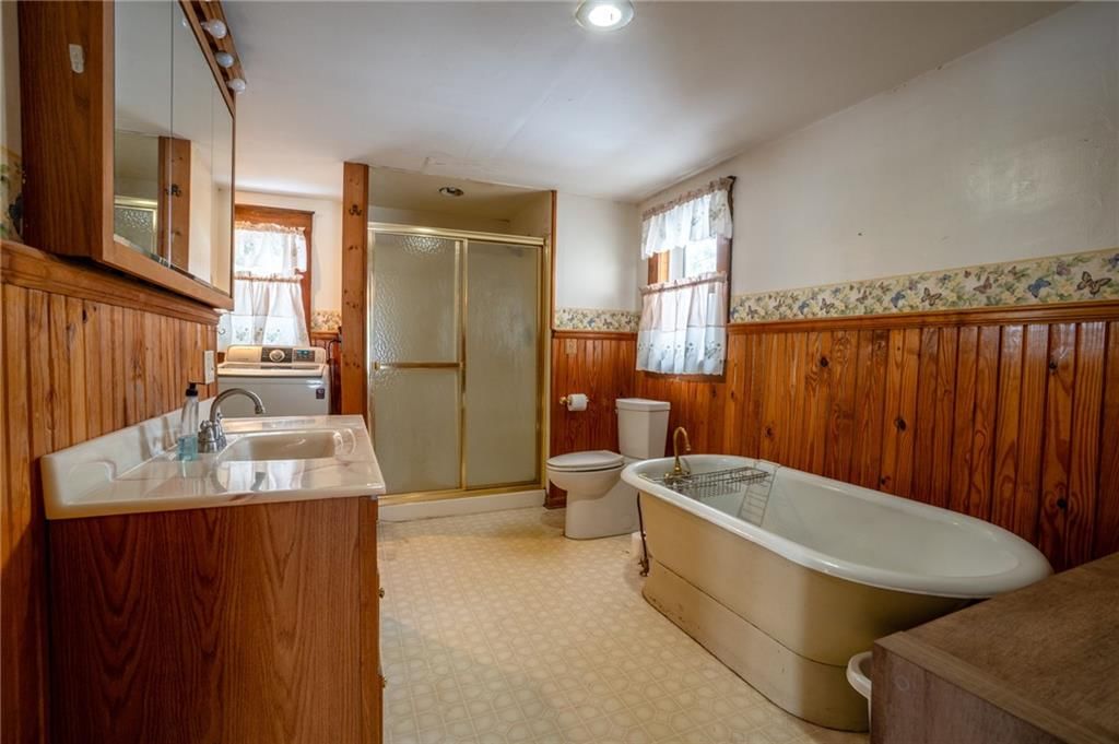 111 Franklin Street — photo 26