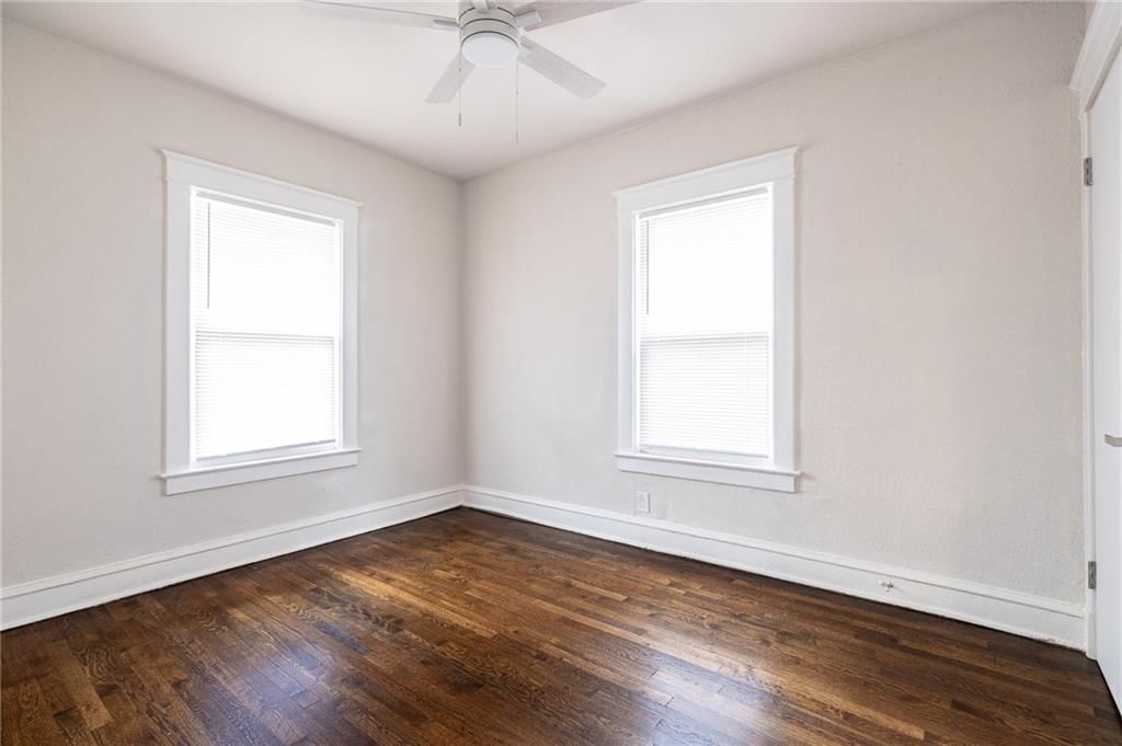 1319 E 28th Street — photo 22