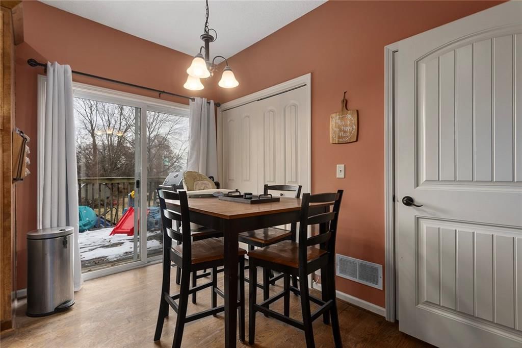 1857 Praun Lane — photo 11